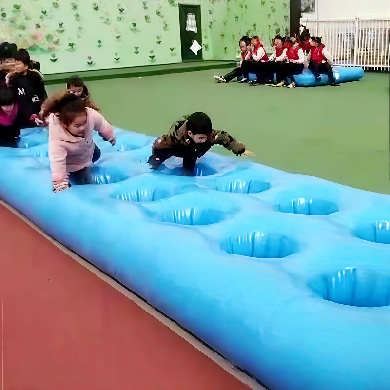 Sports Equipment And Facilities - Şişme Spor Oyunları Malzemeleri, Çocuklar İçin